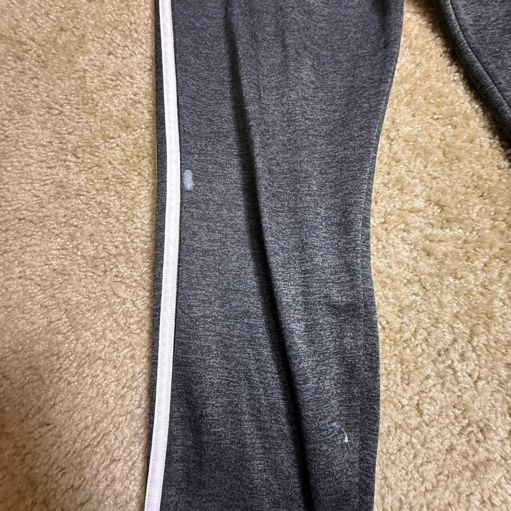 Adidas Jogger Pants Men's M Gray Heather 3 Stripe Athletic Sweatpants - Picture 3 of 8